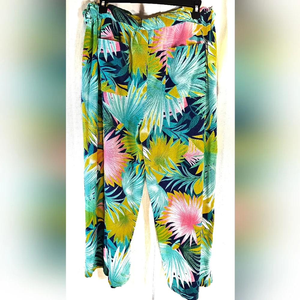 Kate Park XL Tropical Linen Blend Capri Pants - Picture 7 of 7